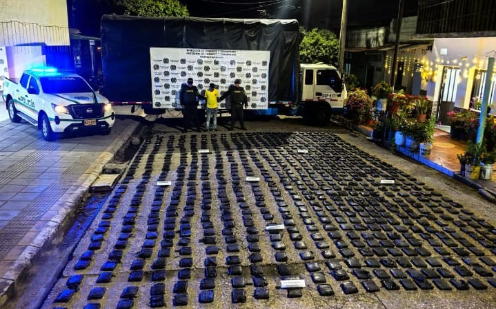 Millonaria narco encomienda cayó en Santander imagen de la publicación