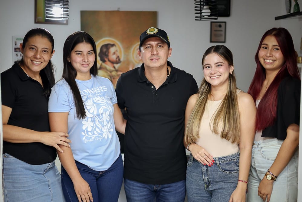 Liderazgo con nuevos funcionarios en El Playón (S) imagen de la publicación