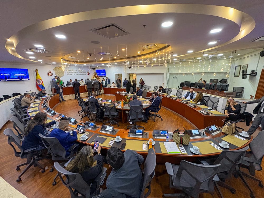 Candidatos a primeros cargos públicos no podrán negarse a asistir a debates públicos de candidatos imagen de la publicación