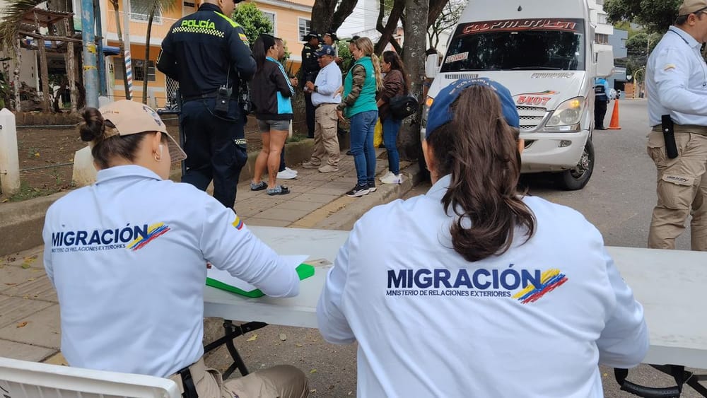 Tres extranjeros son expulsados de Bucaramanga cada tres día imagen de la publicación