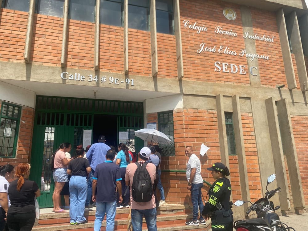 Policía Metropolitana de Bucaramanga fortalece acompañamiento en instituciones educativas imagen de la publicación