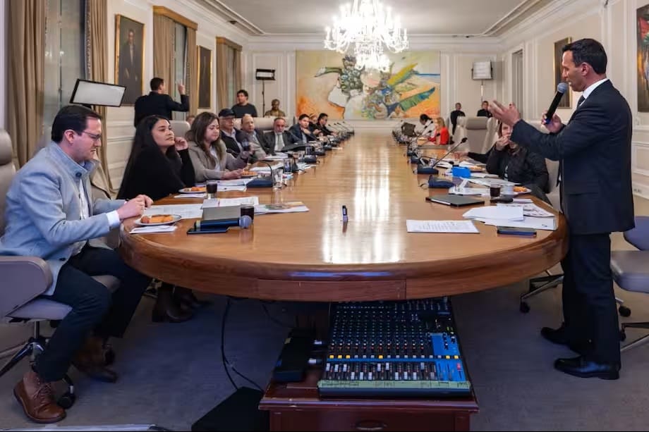 Conpes por $13 billones para la Fuerza Pública colombiana imagen de la publicación