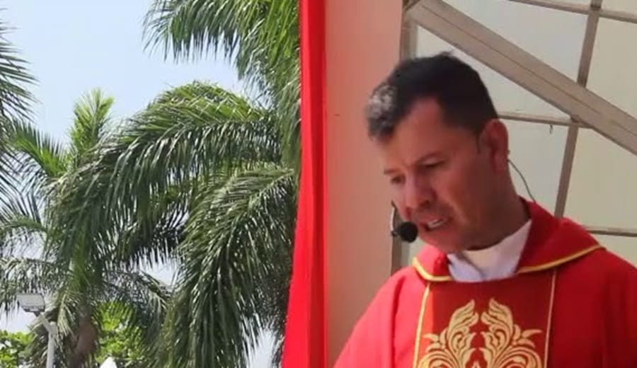 Sacerdote Óscar Jenry Vera Tami de Rionegro falleció en accidente automovilístico imagen de la publicación