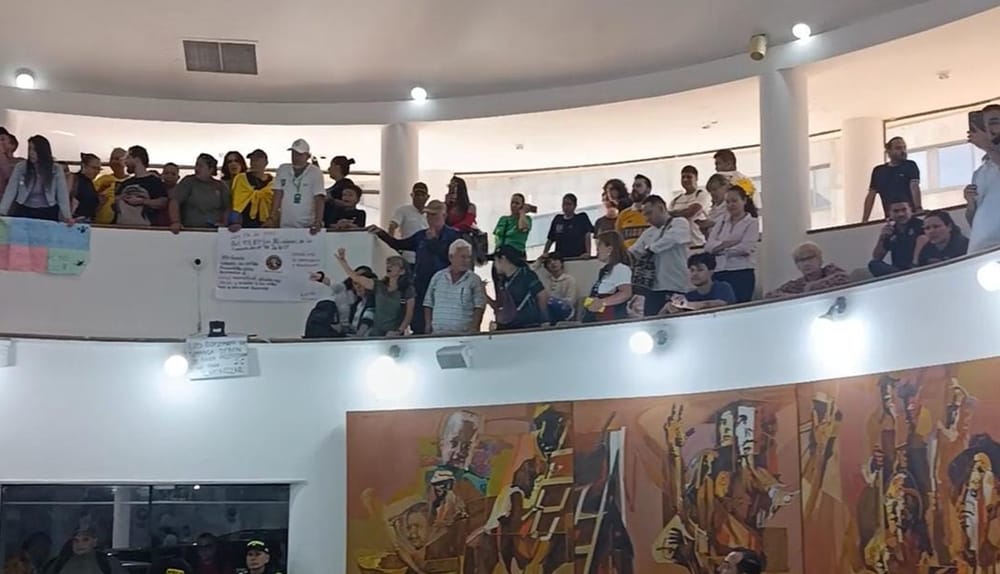 Levantan sesión por falta de garantías tras candente discusión en el Concejo imagen de la publicación