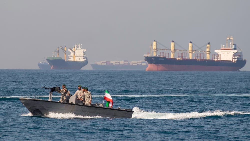 Guardia Revolucionaria iraní: "El estrecho de Ormuz ha sido cerrado, atacaremos y quemaremos cualquier barco que pase por él" imagen de la publicación