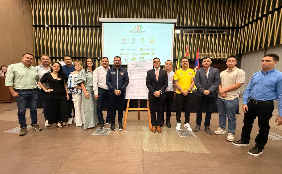 Formalizada alianza histórica  que redefine el transporte público en el Área Metropolitana imagen de la publicación