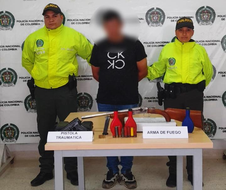 Hombre atacó con armas a personal médico del hospital de Puente Nacional, Santander imagen de la publicación