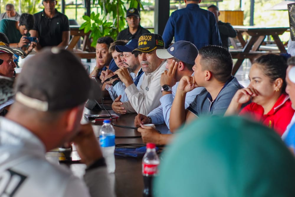 Salida momentánea al bloqueo en Lebrija pero el paro continúa imagen de la publicación