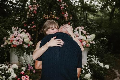 Desmienten rumores sobre la boda de Taylor Swift y Travis Kelce en Rhode Island imagen de la publicación