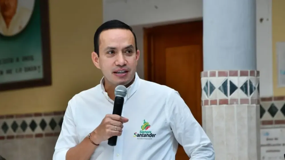 Exgobernador Mauricio Aguilar hospitalizado tras fuerte caída en competencia ciclística en Valledupar imagen de la publicación