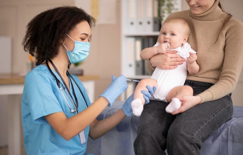 “Vacunación para niños es obligatoria y no depende de la voluntad de los padres” imagen de la publicación