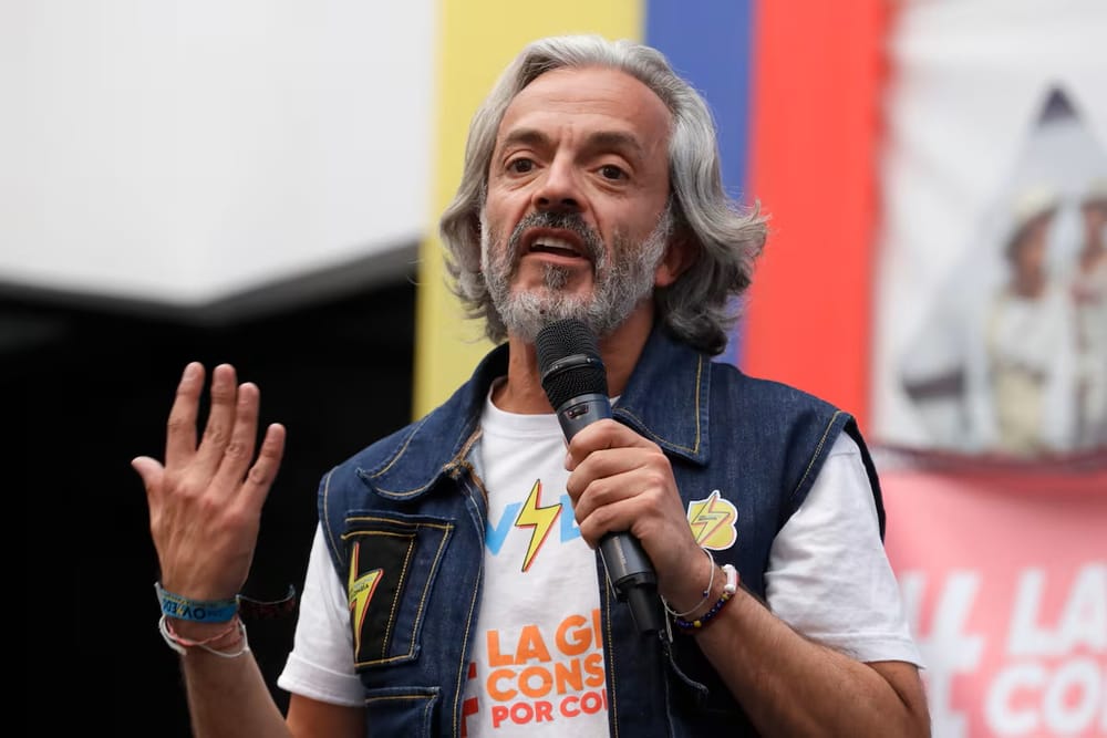 “Jamás”: la respuesta de Juan Daniel Oviedo a la propuesta de llegar a la campaña de Abelardo imagen de la publicación