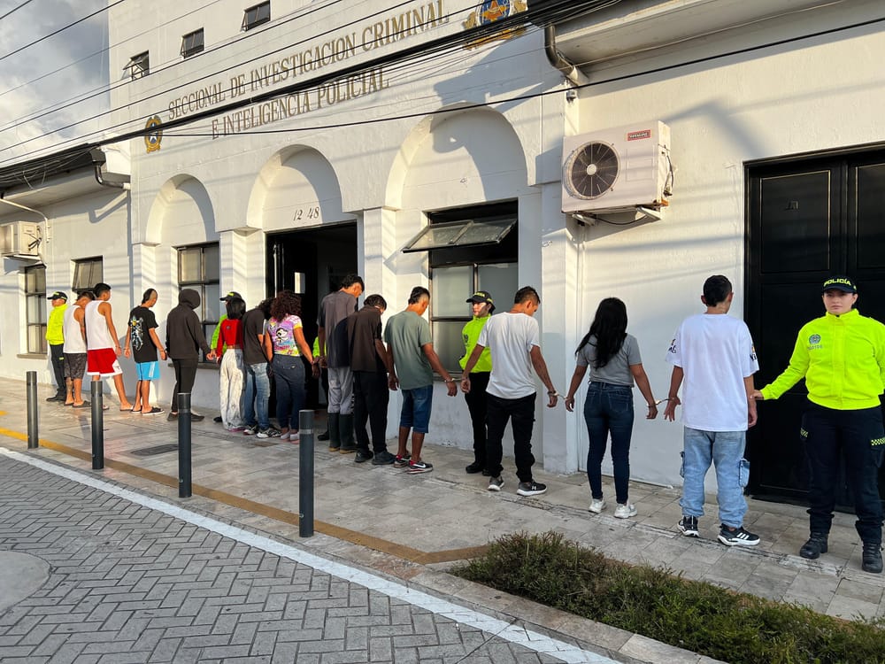 Caen dos presuntos integrantes del Tren de Aragua y nueve delincuentes más en Bucaramanga imagen de la publicación