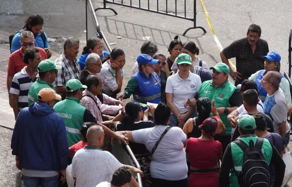 Despeje sorpresa de espacio público en la zona céntrica de Bucaramanga imagen de la publicación