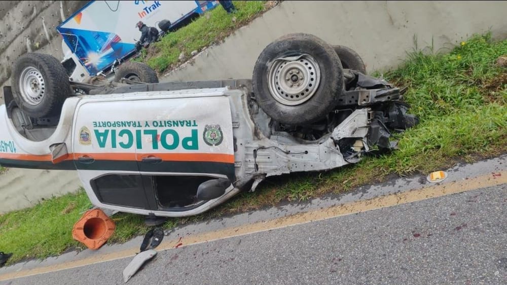 Patrulla de la policía fue atacada con explosivos en la vía Cúcuta- Bucaramanga imagen de la publicación