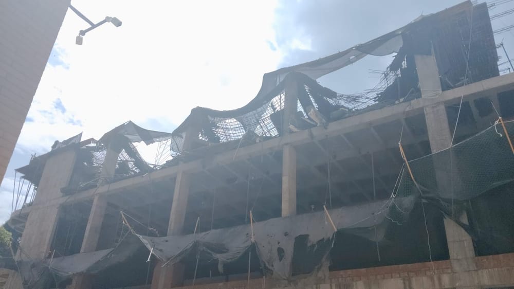 Colapso de placa en construcción dejó obreros atrapados y varios heridos en Floridablanca imagen de la publicación