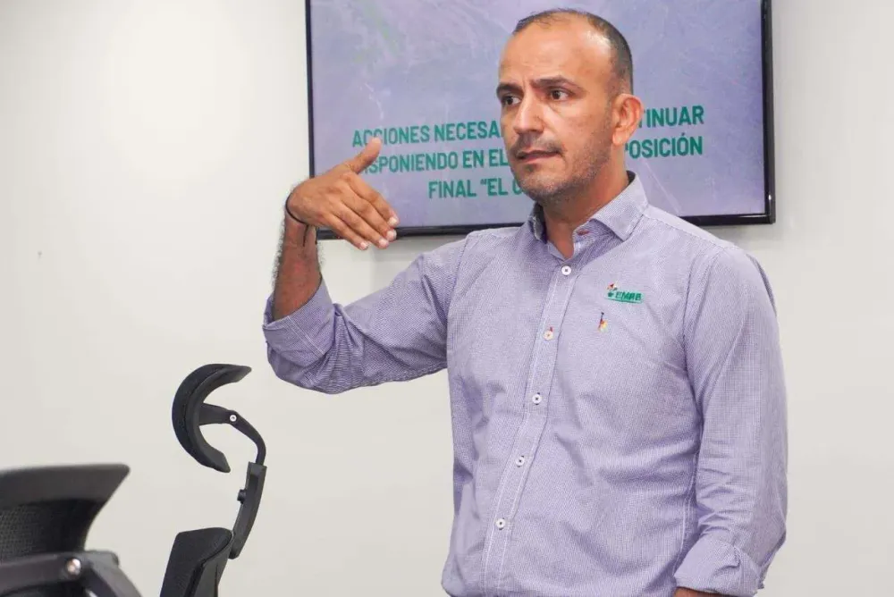 Contrato dudoso tiene contra las cuerdas a exgerente de la EMAB imagen de la publicación