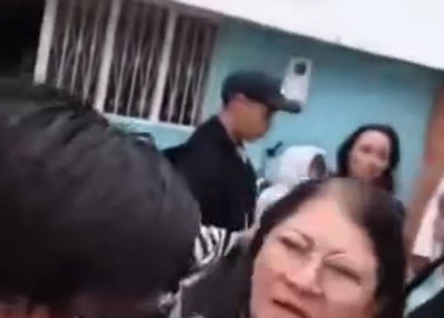 Senadora de las Farc pasó un rato muy amargo en Santander: la echaron de una feria campesina imagen de la publicación
