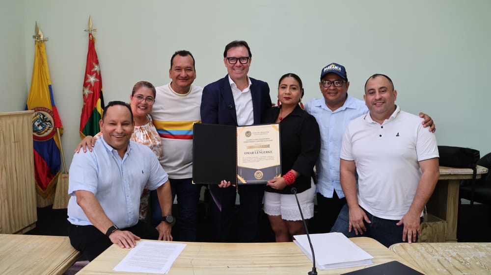 Omar Lengerke consolida su legado académico tras homenaje en Barrancabermeja imagen de la publicación