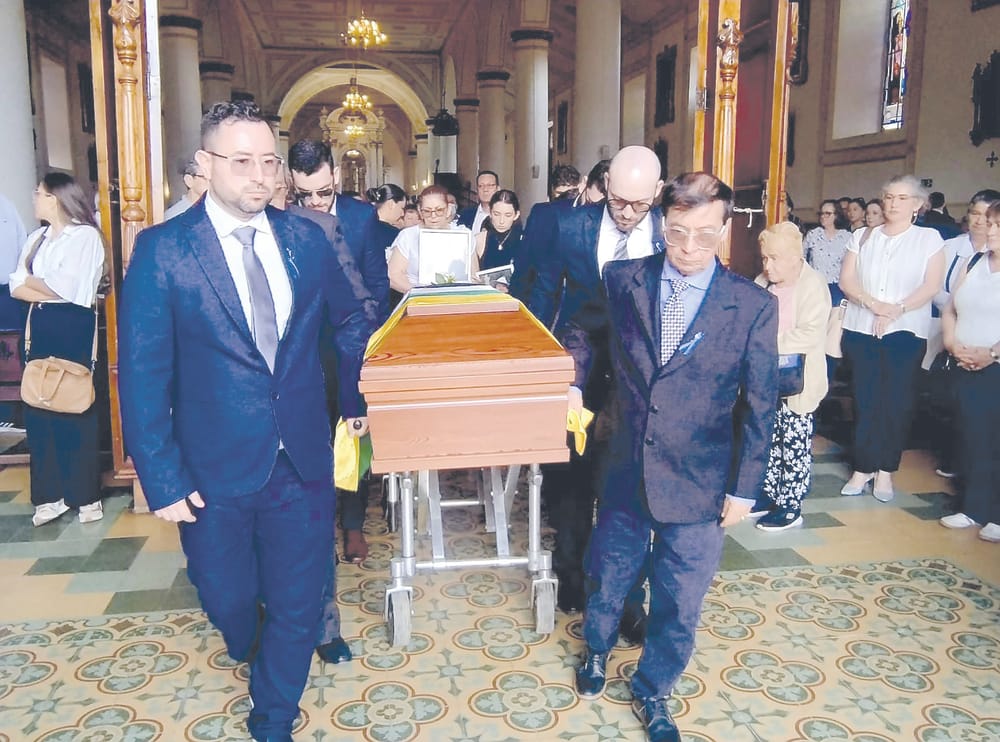 Exalcalde Salvador Díaz Garzón fue despedido con honores en Zapatoca imagen de la publicación