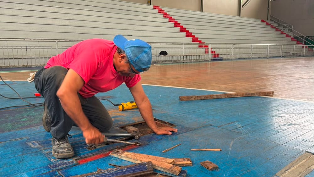 'Alindan' el coliseo Coliseo Edmundo Luna para cambiarle el nombre por Giovanny Hernández Galván imagen de la publicación