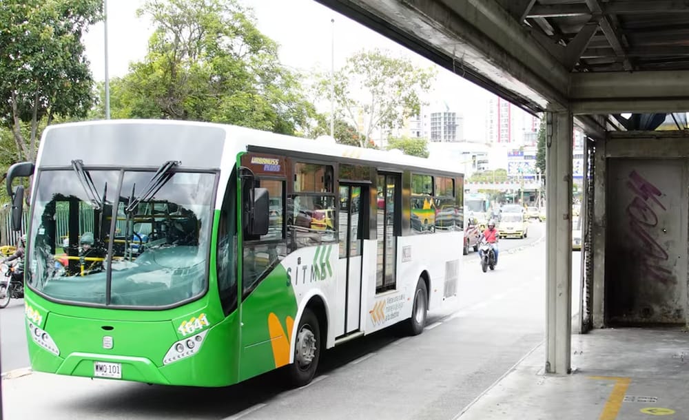 Veedores entutelan a Metrolínea para que den una explicación real,veraz y concreta sobre su crisis imagen de la publicación