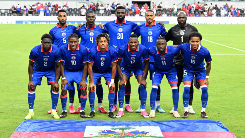 FIFA obliga a Haití a modificar su camiseta para el Mundial imagen de la publicación