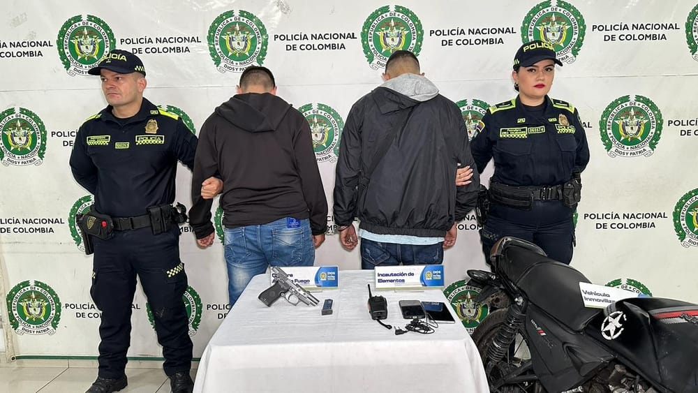 Detenidos con una pistola calibre nueve milímetros en Bucaramanga imagen de la publicación