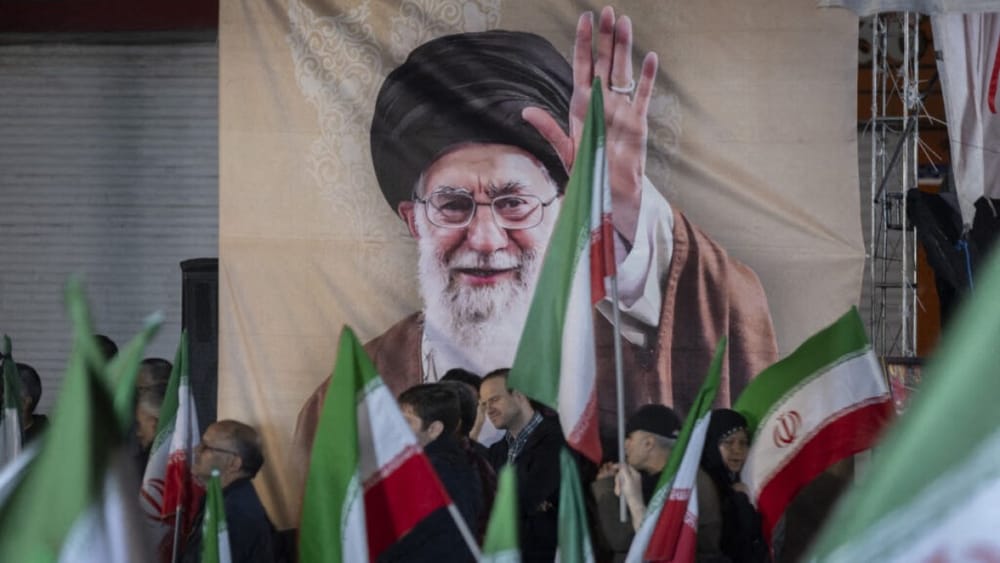 Irán anuncia funerales de Ali Khamenei mientras avanza posible acuerdo de paz con EE. UU. imagen de la publicación