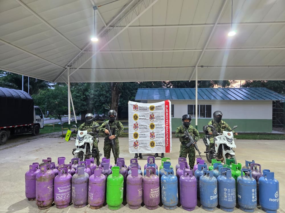 Desarticulada red dedicada al comercio ilícito de gas vinculada al ELN imagen de la publicación