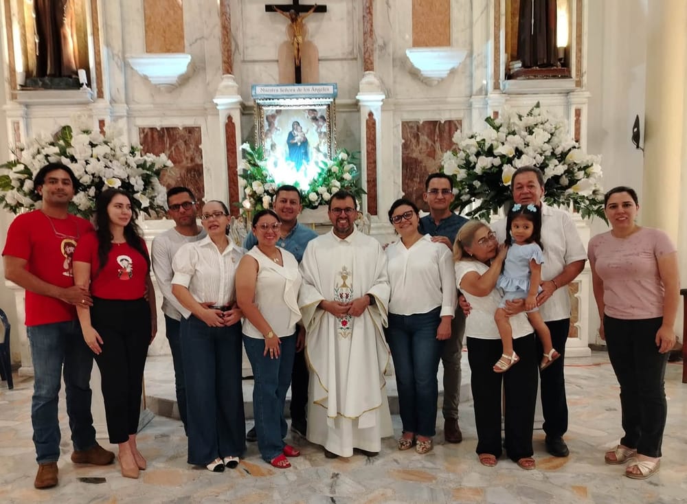 Oración por familias en Parroquia de San Francisco imagen de la publicación