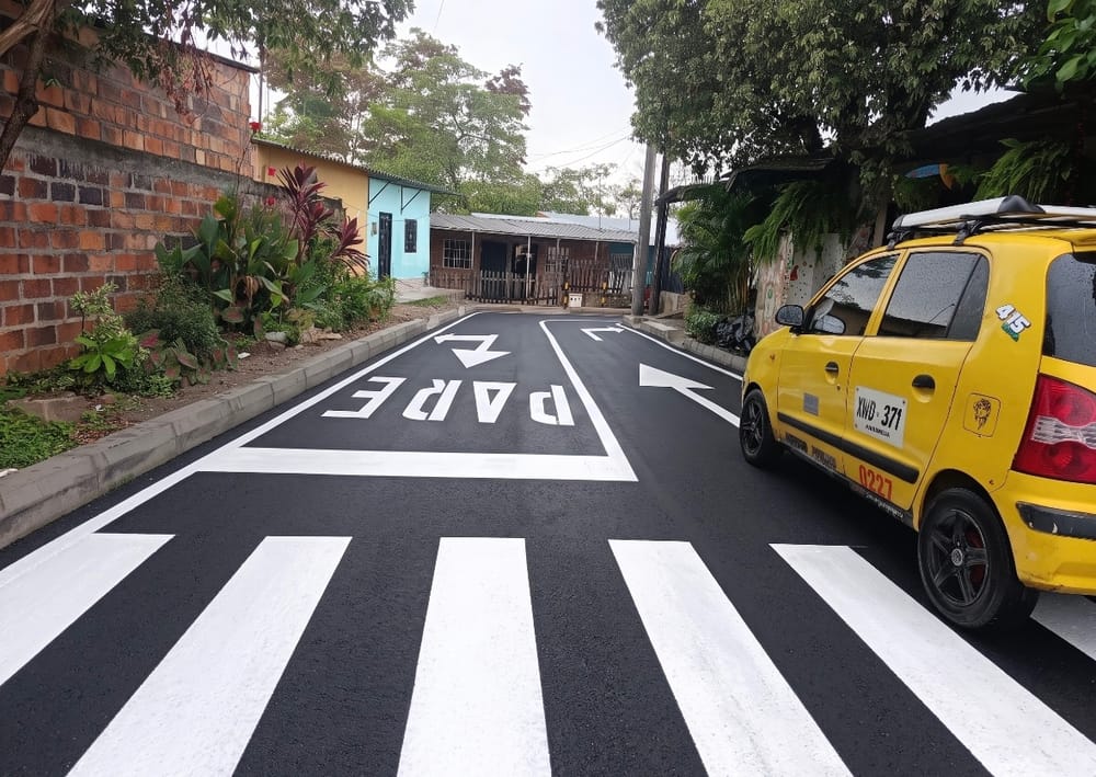 Pavimento cambia vidas y valoriza barrios en Barrancabermeja imagen de la publicación