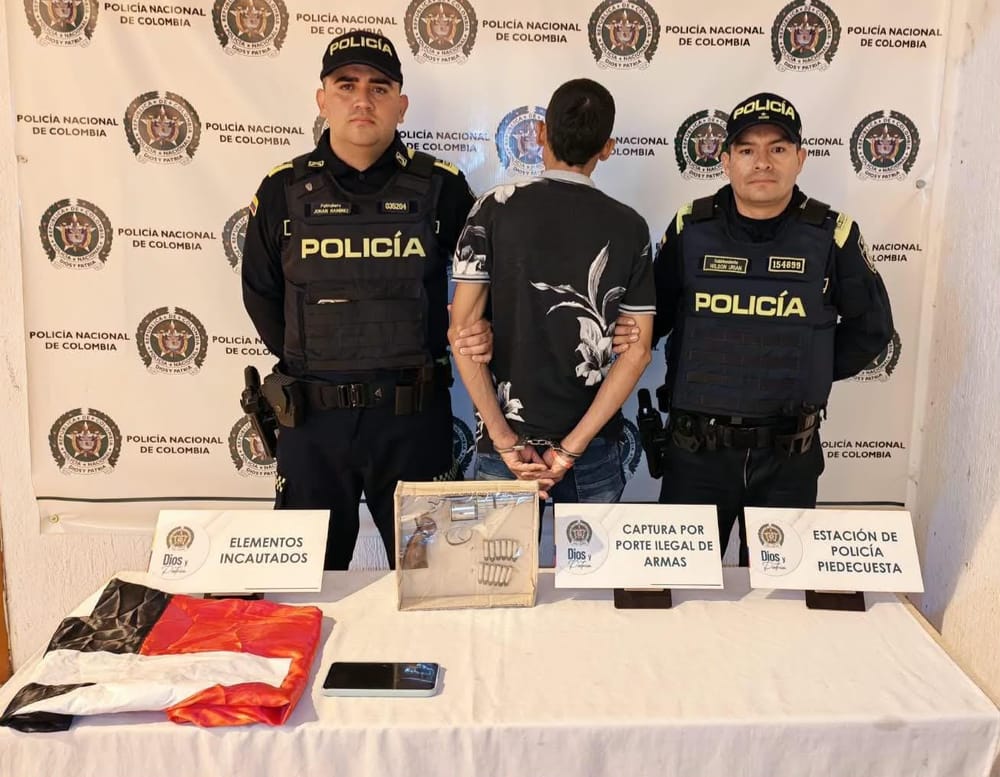 'Eleno' cayó armado y con bandera subversiva imagen de la publicación