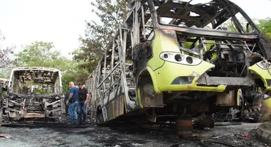 Robo total de los elementos mecánicos de los buses hacinados en el Portal de Girón imagen de la publicación
