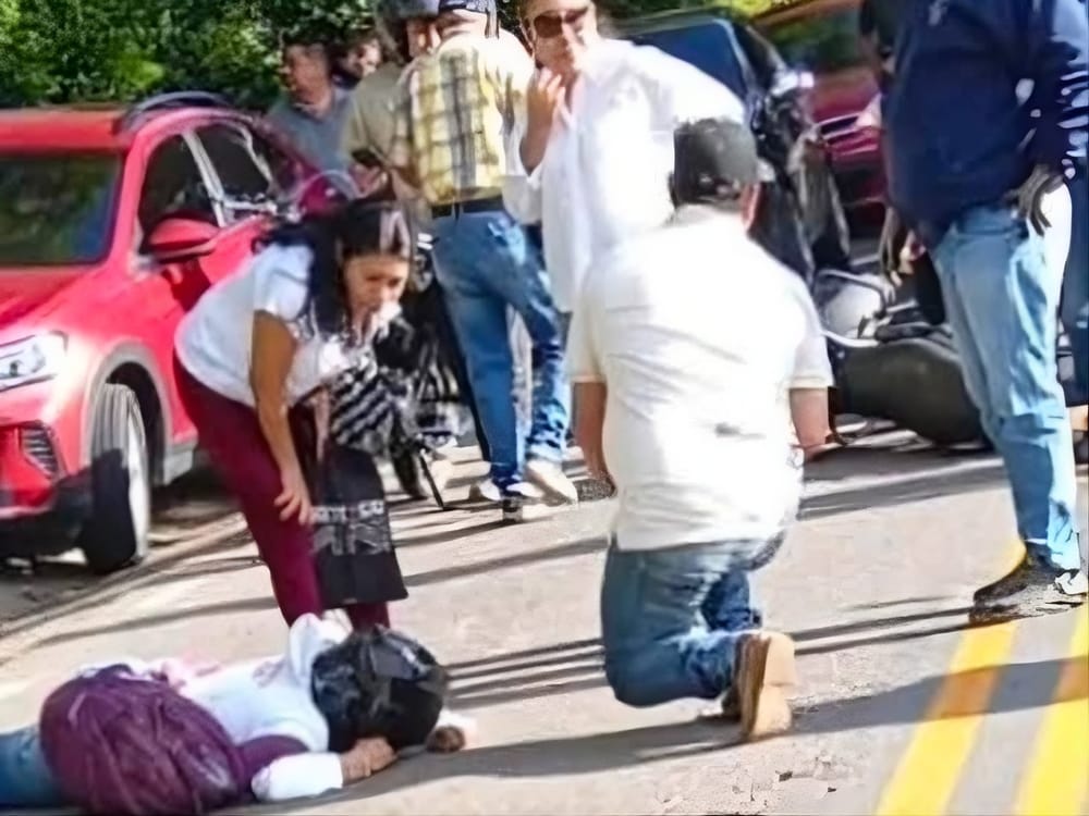Trágico accidente en la vía San Gil–Bucaramanga: mujer murió tras choque de motocicletas y presunto atropello imagen de la publicación