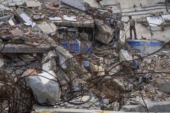 Venezuela supera los 6.500 muertos por el doble terremoto mientras continúa la remoción de escombros imagen de la publicación