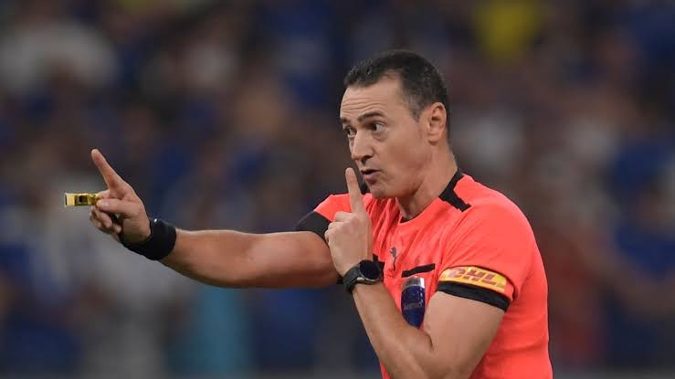 Wilmar Roldán explicó las nuevas reglas del fútbol colombiano durante el partido entre Junior y América imagen de la publicación