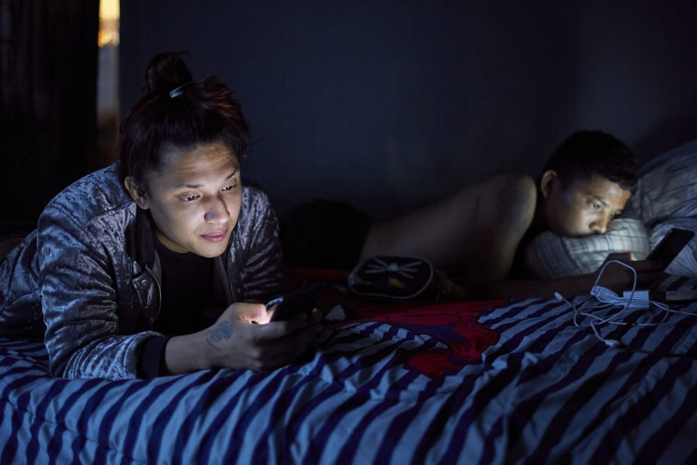 La vida detrás de la pantalla: cuando estar siempre conectado empieza a pasar factura imagen de la publicación