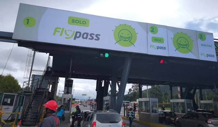 Flypass reconoce errores en cobros, niega abusos y asegura que devolverá el dinero a los usuarios afectados imagen de la publicación