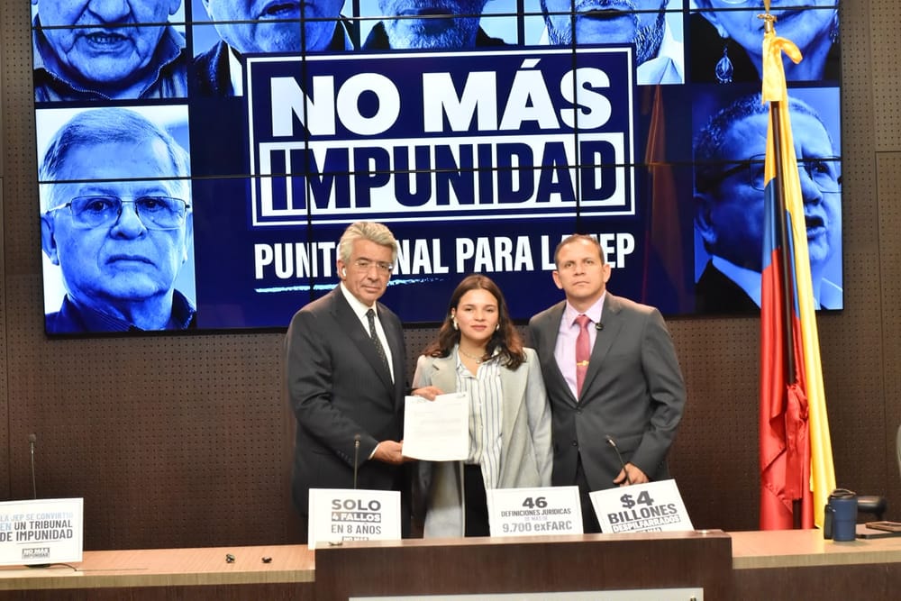 Senador Enrique Gómez radicó proyecto para que la JEP no se extienda por 5 años imagen de la publicación