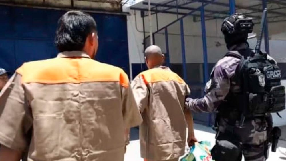 Abelardo se le metió al rancho a los criminales en las prisiones. Van 40 mil operativos imagen de la publicación