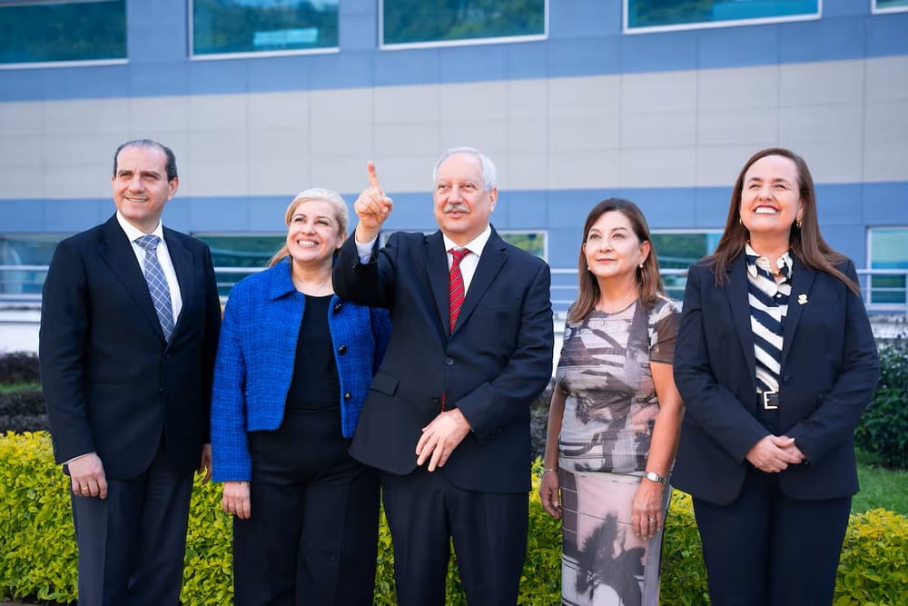 Llega Summit Liderazgo y Gestión Humana en Salud a Piedecuesta imagen de la publicación