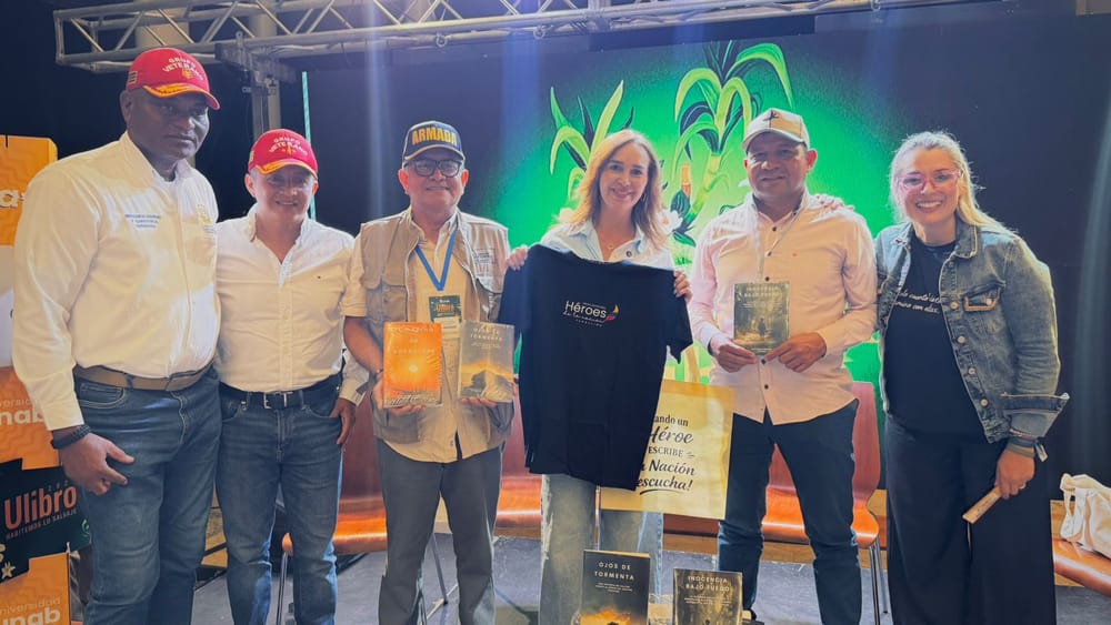 Veteranos de la Fuerza Pública compartieron sus historias en Ulibro 2026 imagen de la publicación