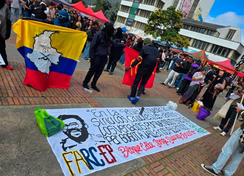Alerta contra la infiltración guerrillera en universidades imagen de la publicación