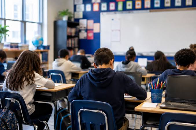 Nueva York restringe el uso de IA en las escuelas imagen de la publicación