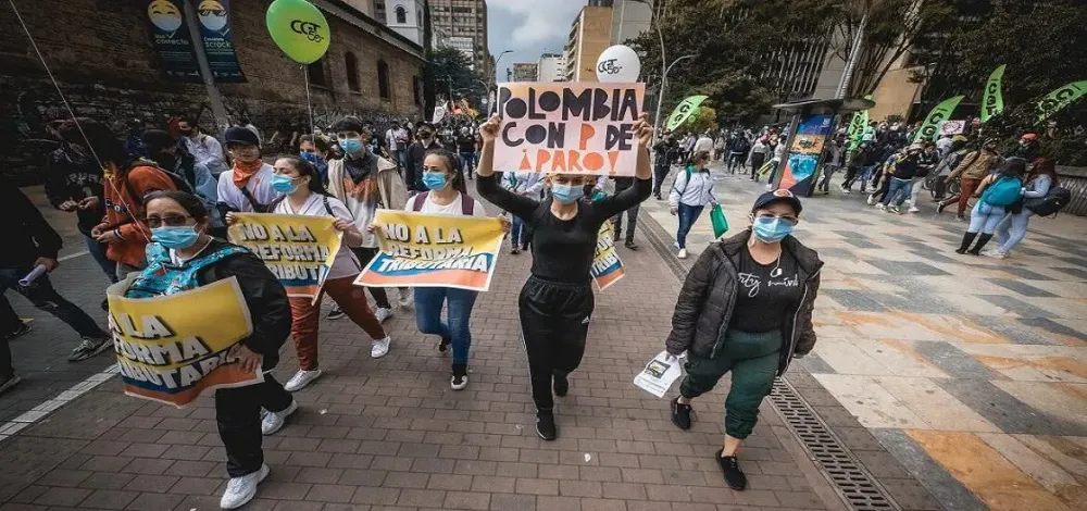 Protestas en Bogotá paralizaron la ciudad Bloquearon ‘Transmilenio’ imagen de la publicación