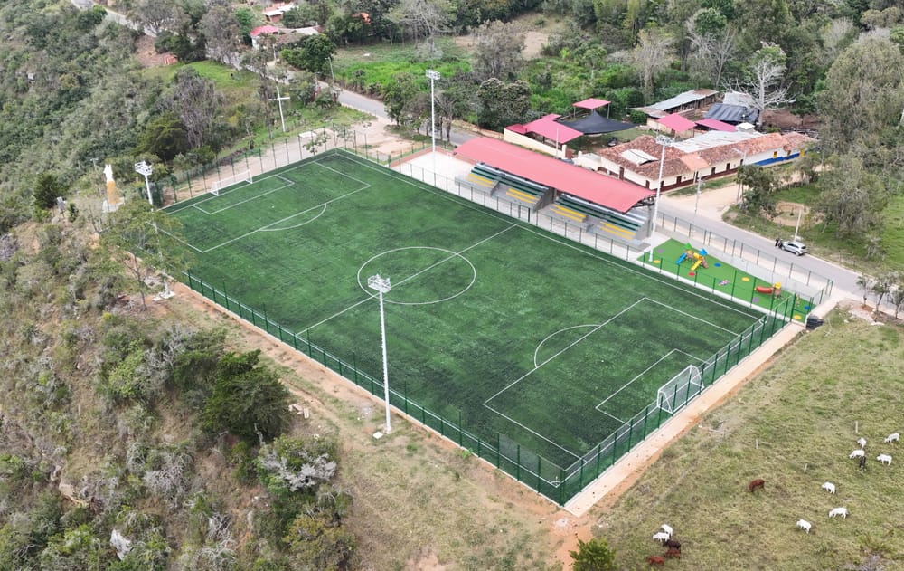 Al 93% y todavía cerrado: ¿qué pasa con el estadio que Zapatoca espera desde 2025? imagen de la publicación