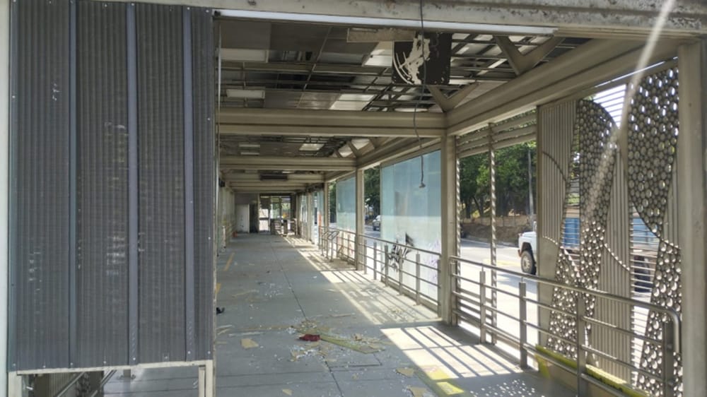 Inversiones en las estaciones de Metrolínea podrían convertirse en un millonario detrimento patrimonial imagen de la publicación