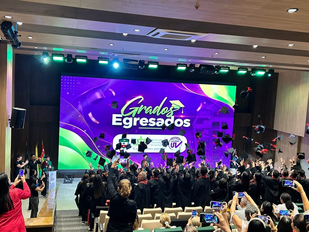 UTS homenajeó a sus egresados imagen de la publicación