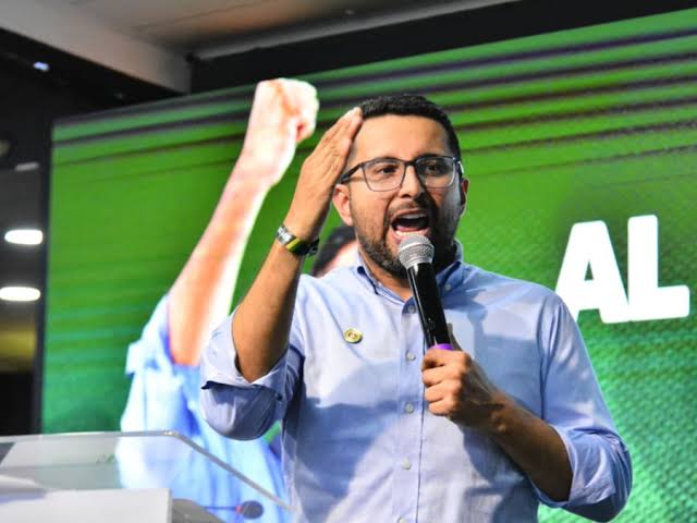 Alcalde de Bucaramanga pide renuncia a funcionarios que aspiran a poner su foto en el tarjetón de las regionales imagen de la publicación